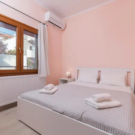 Sithoniars Cozy Luxury Apartman *