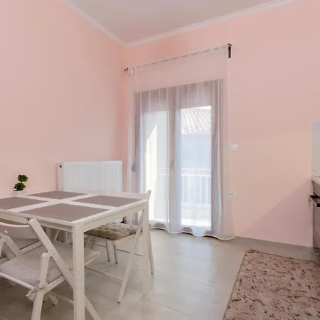 Sithoniars Cozy Luxury Apartment Neos Marmaras